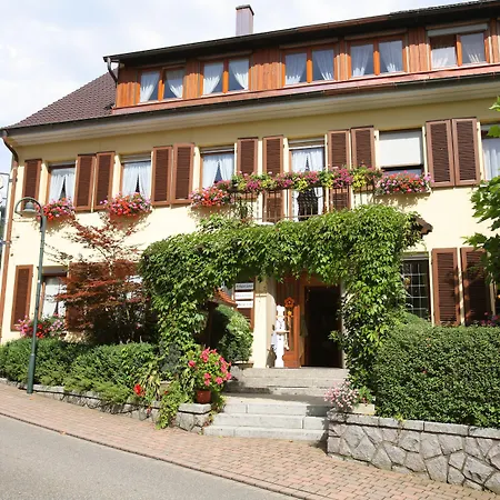 فندق لاندهوتيل زايمن